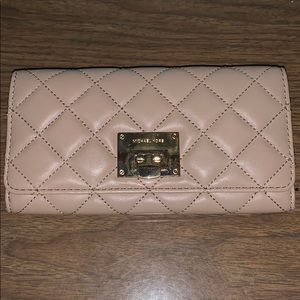 Tan Michael Kors wallet